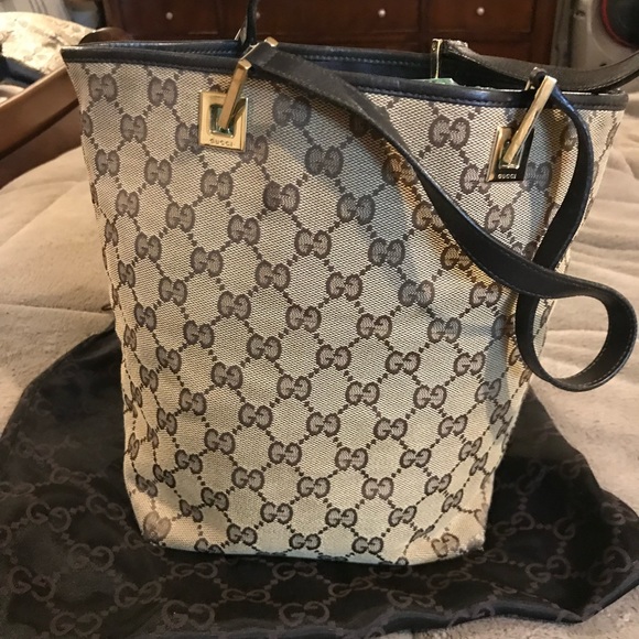 Gucci Bag Medium size excellent condition! - Picture 4 of 5